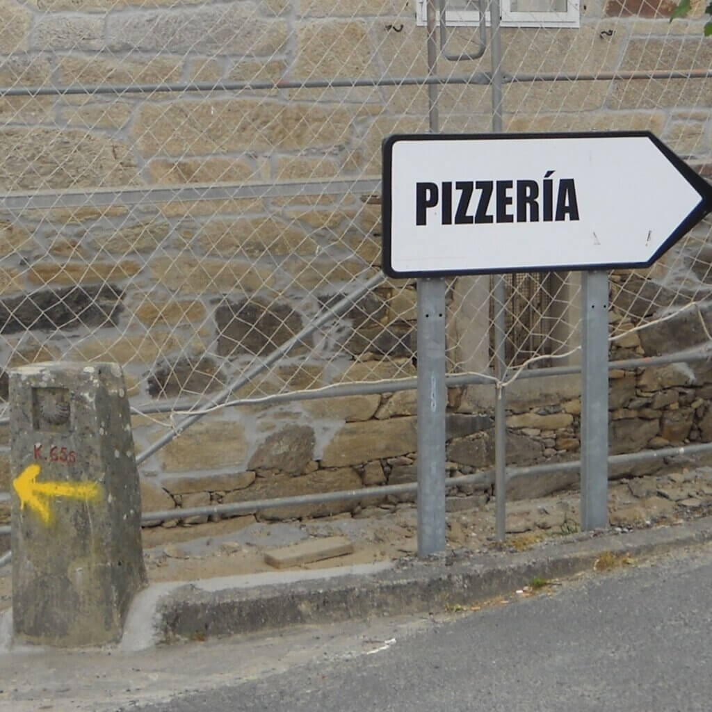photo of pizzeria sign